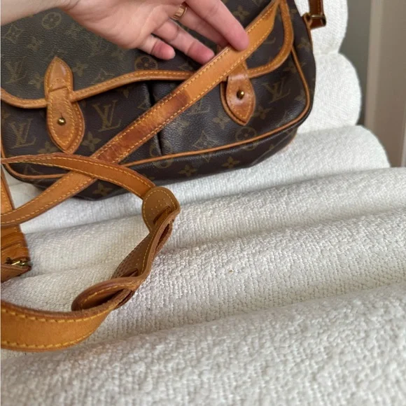 Louis Vuitton Gibeciere MM Monogram Crossbody Bag vintage - Picture 4 of 14